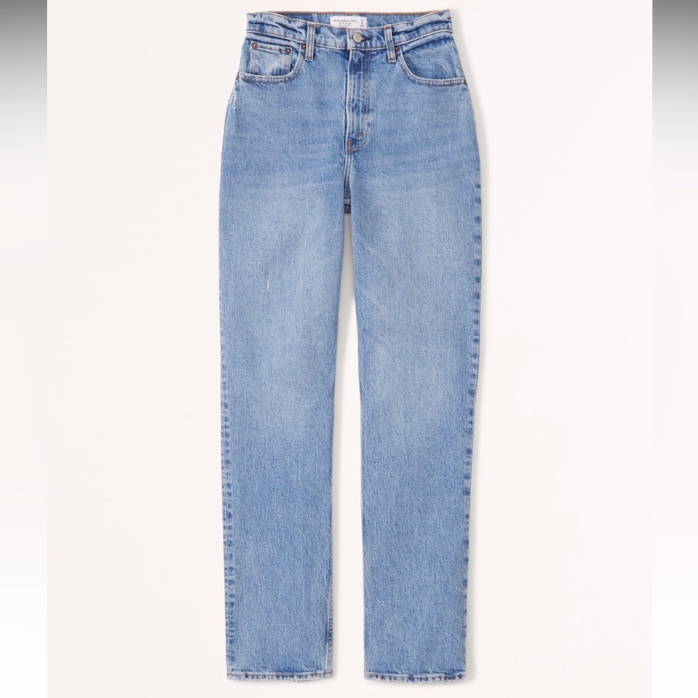Abercrombie & Fitch Curve Love Ultra High Rise 90’s Straight Jean - 28 Long